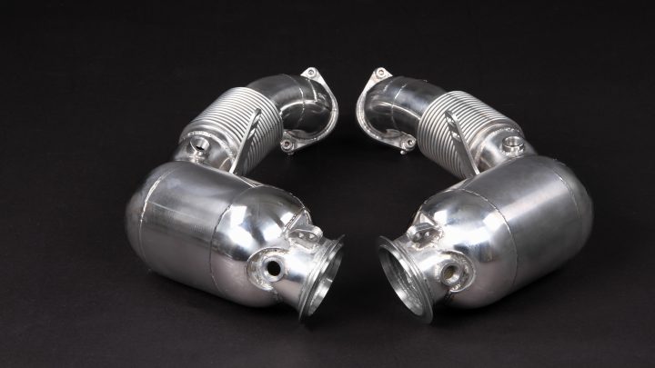 RACE Capristo Downpipes 250 Zellen – BMW 850i (G15)